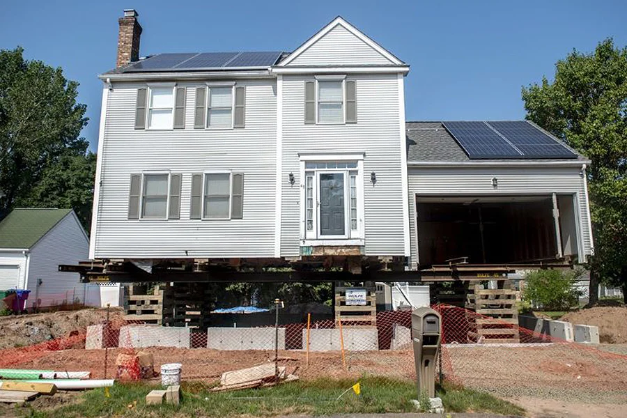 house raising or lifting (2)